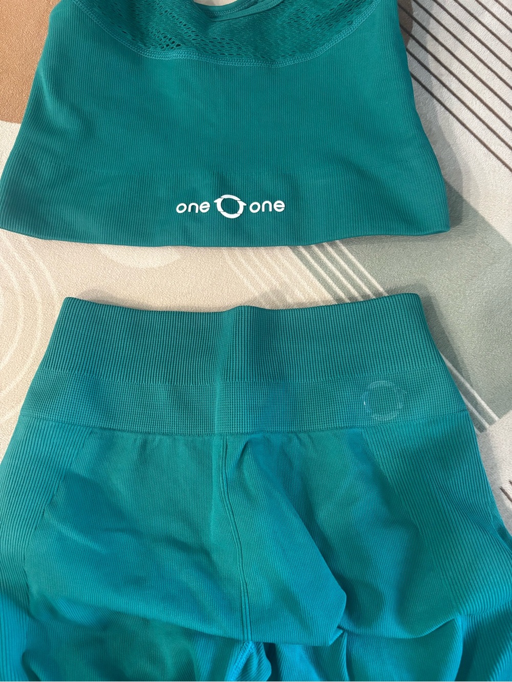 One One Teal Seamless Active Crop Top and High-Waist Leggings Set